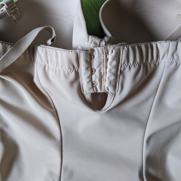 MAIDENFORM body shaper - Picture 2 of 4